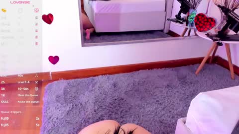 Snapshot of cutegirl__nini chatting on February 2025 02:50:01 AM andre online show from February 2025 02:50:01 AM