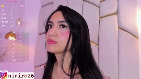 Snapshot of cutegirl__nini chatting on March 2025 10:35:02 AM andre online show from March 2025 10:35:02 AM