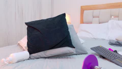 cutemelodyx online show from May 2026 07:11:01 PM