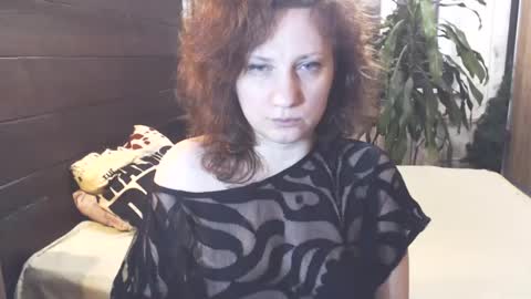 Snapshot of cutemoan chatting on January 2025 10:28:01 PM Rita online show from January 2025 10:28:01 PM