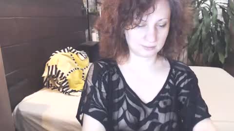 Snapshot of cutemoan chatting on January 2025 10:19:01 PM Rita online show from January 2025 10:19:01 PM