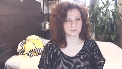 Snapshot of cutemoan chatting on February 2025 10:21:01 PM Rita online show from February 2025 10:21:01 PM