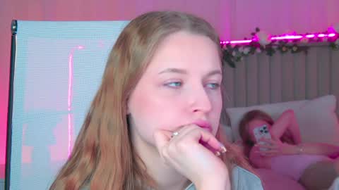 Snapshot of cutemousee chatting on April 2026 11:12:01 AM Rina online show from April 2026 11:12:01 AM