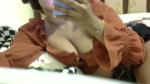 cutermilly online show from December 2024 08:41:02 AM