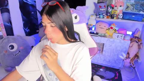 Snapshot of cutestephuwu chatting on March 2025 01:17:02 AM - independent model online show from March 2025 01:17:02 AM