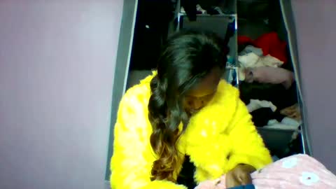 cutezola online show from October 2025 05:30:01 AM