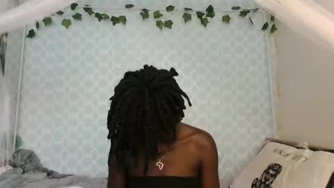 Snapshot of cutie_liqy chatting on May 2026 11:04:01 AM Liqy online show from May 2026 11:04:01 AM
