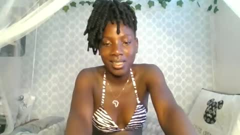 Snapshot of cutie_liqy chatting on May 2026 09:00:01 PM Liqy online show from May 2026 09:00:01 PM