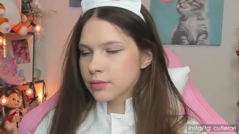 Snapshot of cutierori chatting on January 2025 04:09:01 AM Rori  Instagram cutierori  online show from January 2025 04:09:01 AM