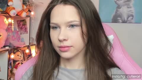 Snapshot of cutierori chatting on January 2025 05:19:02 AM Rori  Instagram cutierori  online show from January 2025 05:19:02 AM