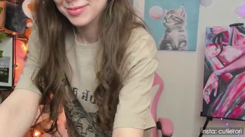 Snapshot of cutierori chatting on February 2025 08:37:02 AM Rori  Instagram cutierori  online show from February 2025 08:37:02 AM