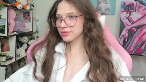 Snapshot of cutierori chatting on February 2025 11:41:02 AM Rori  Instagram cutierori  online show from February 2025 11:41:02 AM