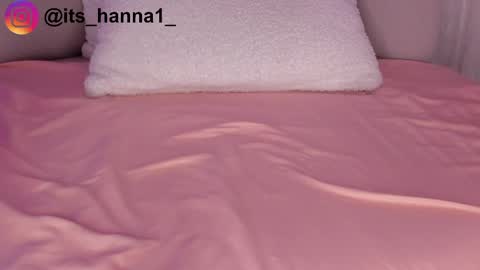 Hannah online show from May 2026 09:00:01 PM