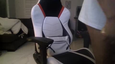 cxrlitos384092 online show from December 2025 01:51:01 PM