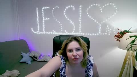 cyber_candy online show from January 2025 12:39:02 AM