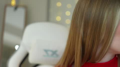 Snapshot of cyberheart_ chatting on January 2025 03:49:01 PM EMILY online show from January 2025 03:49:01 PM