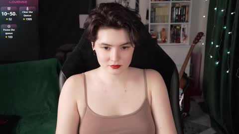 Helen Blossom online show from February 2025 07:52:01 PM