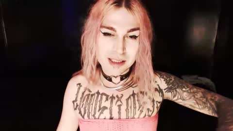 Nikki online show from December 2025 01:57:02 AM