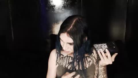 Nikki online show from January 2026 06:13:02 PM