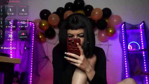 Lily Goddess online show from October 2025 01:57:01 AM