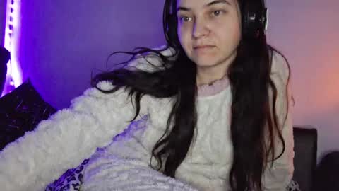 Cyndee Winter online show from December 2024 10:46:02 PM