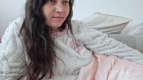 Cyndee Winter online show from September 2025 07:46:01 AM