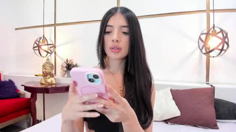 Snapshot of cynthia1fox chatting on June 2026 07:48:01 PM Cynthia1fox online show from June 2026 07:48:01 PM