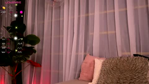 Snapshot of cynthiawest chatting on May 2026 03:35:02 AM Ivy online show from May 2026 03:35:02 AM