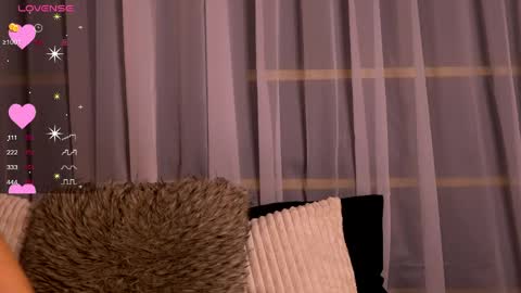 Snapshot of cynthiawest chatting on May 2026 03:25:01 AM Ivy online show from May 2026 03:25:01 AM