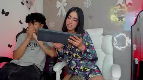 Snapshot of cyrusandgrase chatting on December 2025 05:57:01 AM cyrusandgrase online show from December 2025 05:57:01 AM