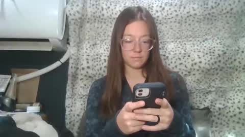 Snapshot of d3sert_moon chatting on January 2026 10:30:02 PM d3sert_moon online show from January 2026 10:30:02 PM