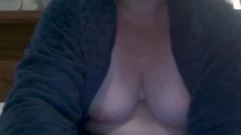 Snapshot of d4p_couple chatting on January 2025 08:26:01 PM Deb peter online show from January 2025 08:26:01 PM