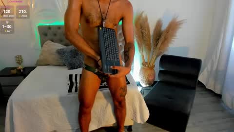 Snapshot of daarkomalfoy chatting on January 2025 08:37:02 PM Mauricio online show from January 2025 08:37:02 PM