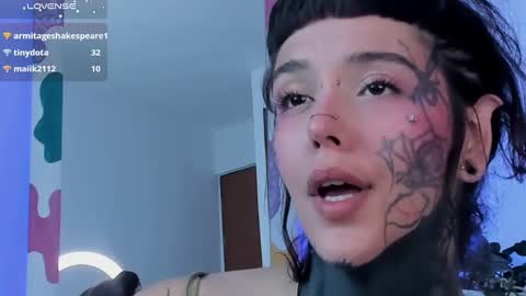 Darlene online show from March 2025 01:04:01 AM