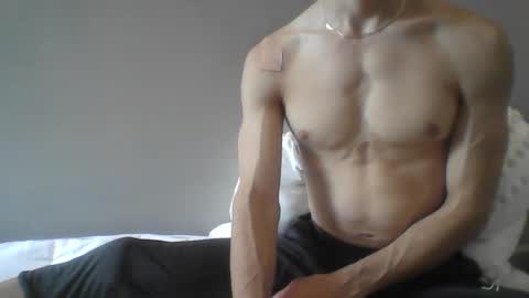 Snapshot of dabeibe chatting on March 2025 03:41:01 PM Jewbb online show from March 2025 03:41:01 PM