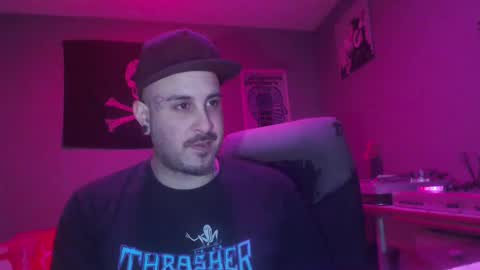 Snapshot of dabirdfree chatting on January 2025 01:37:01 AM Destroyer online show from January 2025 01:37:01 AM