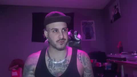 Snapshot of dabirdfree chatting on February 2025 07:30:02 PM Destroyer online show from February 2025 07:30:02 PM