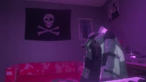 Snapshot of dabirdfree chatting on September 2025 10:21:02 PM Destroyer online show from September 2025 10:21:02 PM