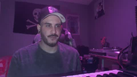 Snapshot of dabirdfree chatting on October 2025 11:05:02 PM Destroyer online show from October 2025 11:05:02 PM