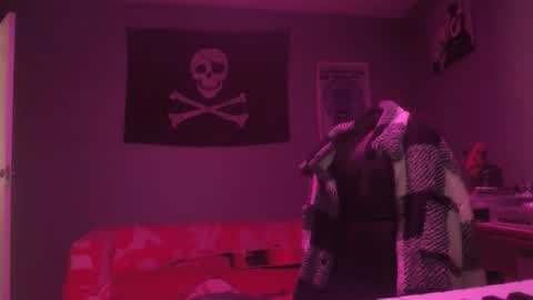 Snapshot of dabirdfree chatting on October 2025 03:56:02 PM Destroyer online show from October 2025 03:56:02 PM