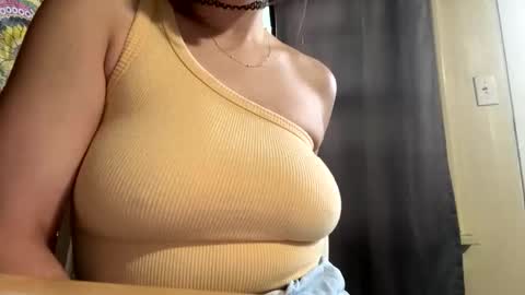 Snapshot of dabqueen_1994 chatting on May 2026 12:54:02 PM dabqueen_1994 online show from May 2026 12:54:02 PM