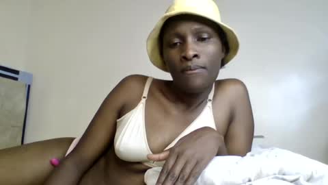 Snapshot of daddies_lover chatting on June 2026 06:44:01 PM Goddess online show from June 2026 06:44:01 PM