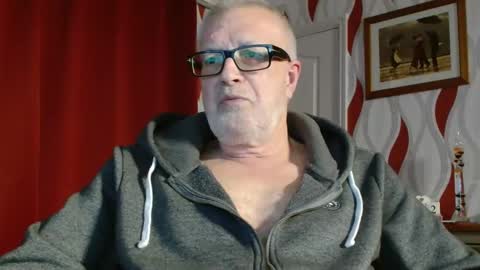 Brian ... online show from October 2025 08:08:02 PM