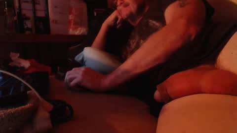 daddiesmonstercock online show from December 2025 02:49:01 AM