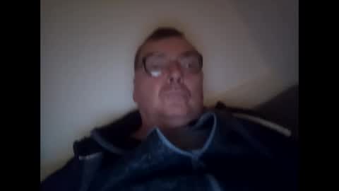 Snapshot of daddy91964 chatting on December 2024 09:32:02 PM daddy91964 online show from December 2024 09:32:02 PM