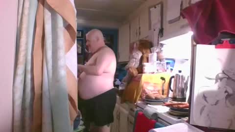 Daddy online show from March 2026 07:54:02 AM