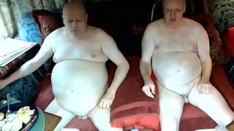 Snapshot of daddycubbyhubby chatting on June 2026 03:52:02 AM Daddy online show from June 2026 03:52:02 AM