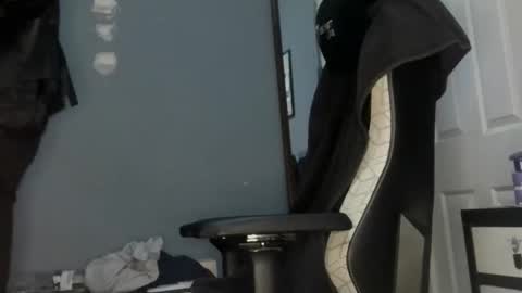 Cinnam0nRod online show from November 2025 02:10:01 AM