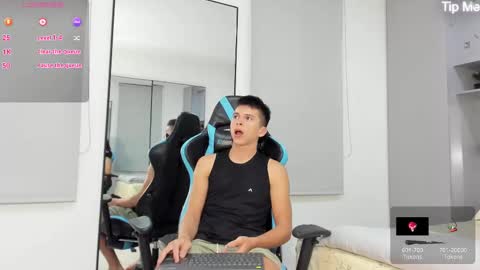 Snapshot of daddyrich4u chatting on October 2025 11:44:02 PM daddyrich4u online show from October 2025 11:44:02 PM