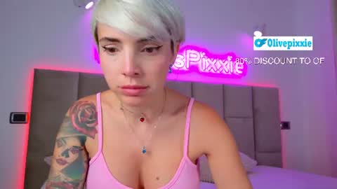 Snapshot of daddyspixxie chatting on July 2026 05:38:02 PM daddyspixxie online show from July 2026 05:38:02 PM